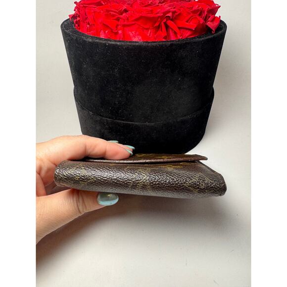 Louis Vuitton Monogram Elise Wallet Luxury Wallet - Picture 7 of 11